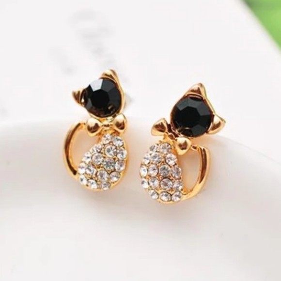 Jewelry - Rhinestone Cat Earrings